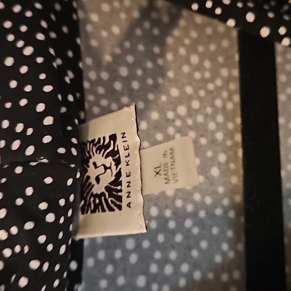 Anne Klein size XL black and white dress top - Picture 2 of 4